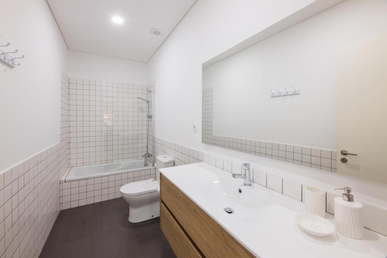 칼데라스 Linden Tree House A And B 아파트 외부 사진